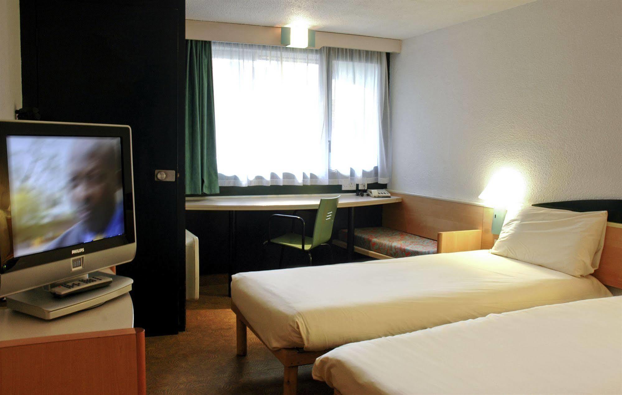 Hotel Ibis Birmingham Centre Irving Street Exterior foto